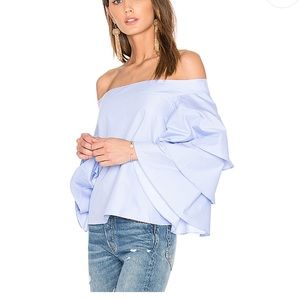 NWT Off the shoulder blouse